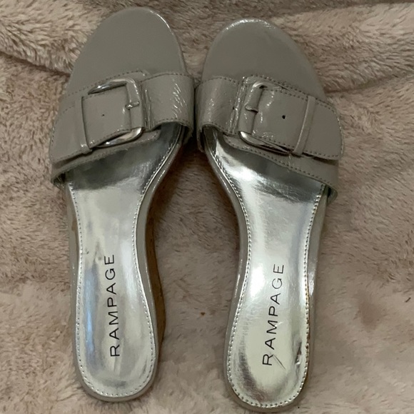 Rampage Talia Women’s Slide Sandals with Cork heel, Taupe, Size 8, Adjustable - Picture 3 of 8